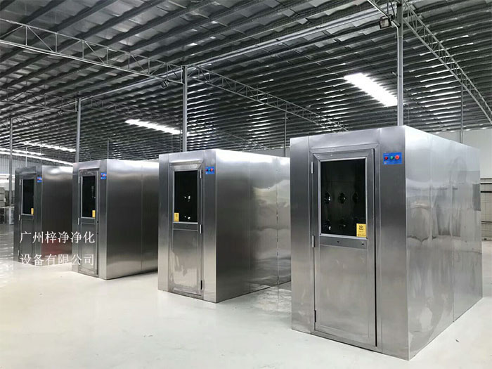 風淋室吹風時間沒有統(tǒng)一的規(guī)定，但通常建議吹風時間在20秒至30秒之間。
